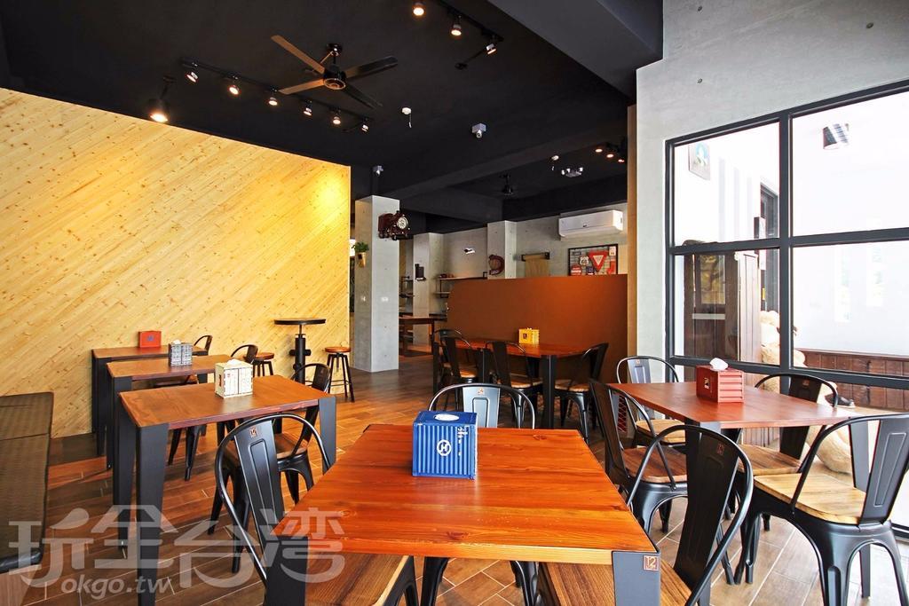 Ark Stay方舟文旅山嵐新館溜滑梯商務民宿 Jiji Luaran gambar